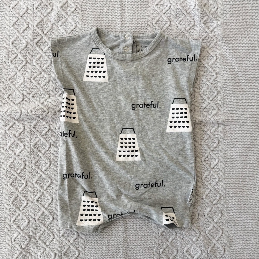 Tiny Tribe Gray “Grateful” Baby Romper 6-9M